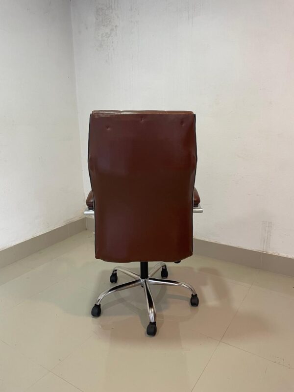 Boss Chair - Image 5