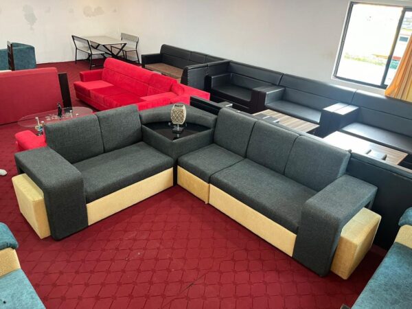 L Shaped Sofa With Big Muda