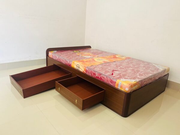 Low bed with head - Image 2