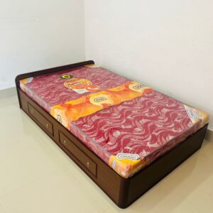 Low bed with head