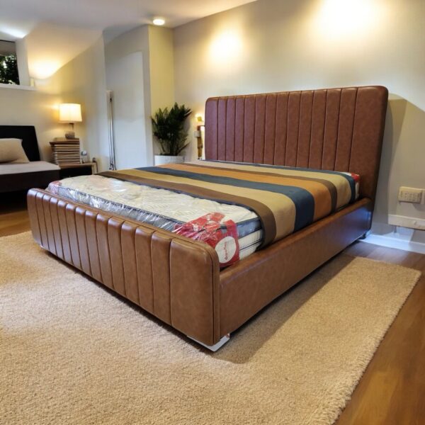 PU leather-made Kingsize Bed