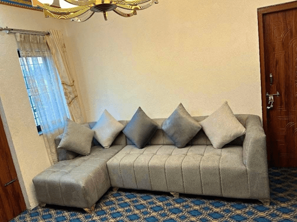 Mini L shaped sofa - Image 3